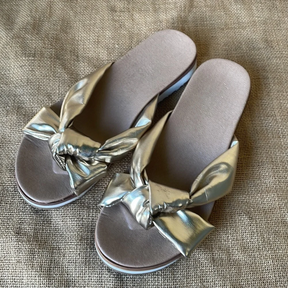 Catherine malandrino sandals bow Size 6 Slide Slip On